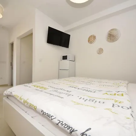 Lägenhet Matanovi Dvori-1 By Interhome Vir